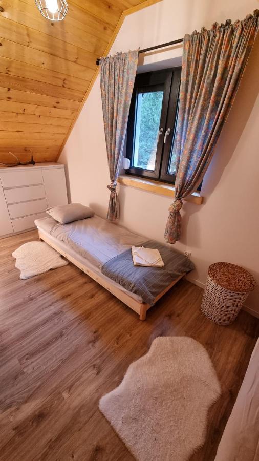 Lesny Spokoj Smykow - Chalet *